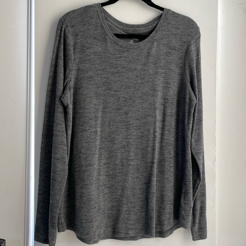 Eddie Bauer size xl long sleeve tee shirt.